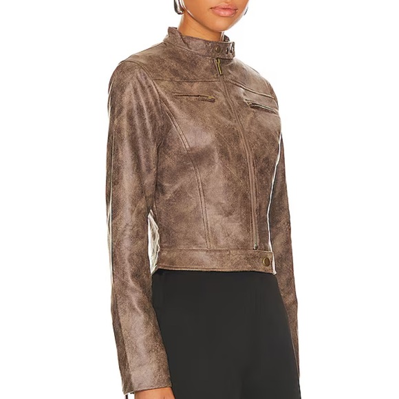 LIONNESS JACKET - Picture 3 of 5